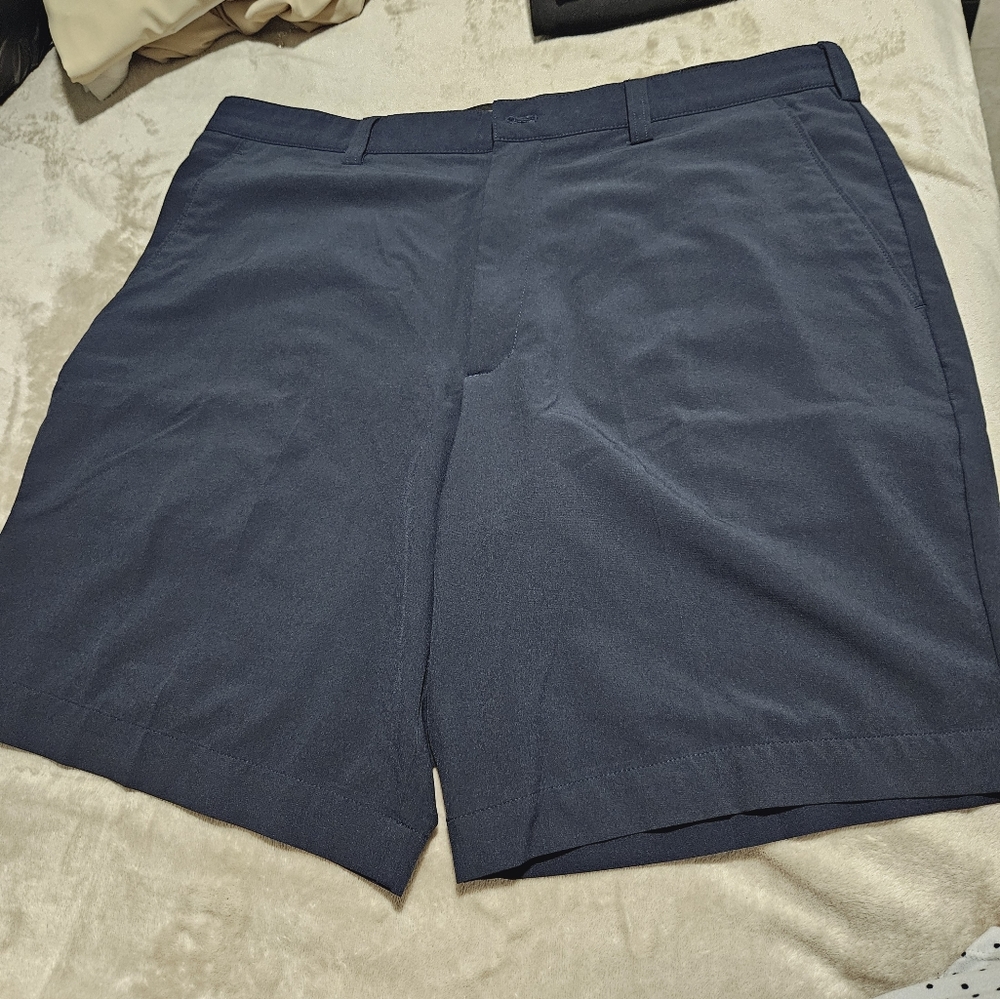 Cutter and buck golf shorts